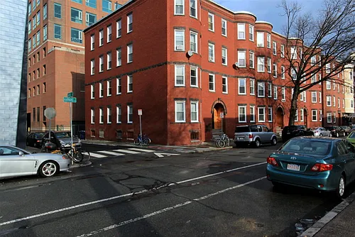 119 Harvard St Photo 1
