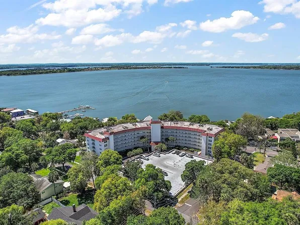 601 N McDonald St APT 109, Mount Dora, FL 32757