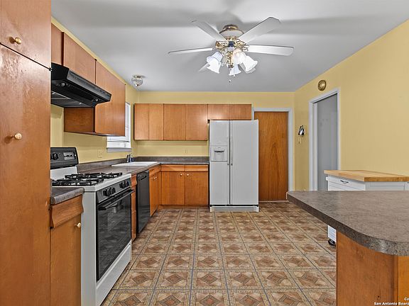 5th image of 5006 FAIRFORD DR