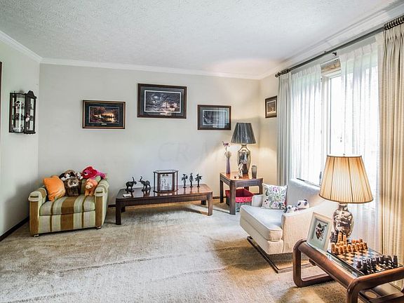 3rd image of 5260 Muirfield Pl