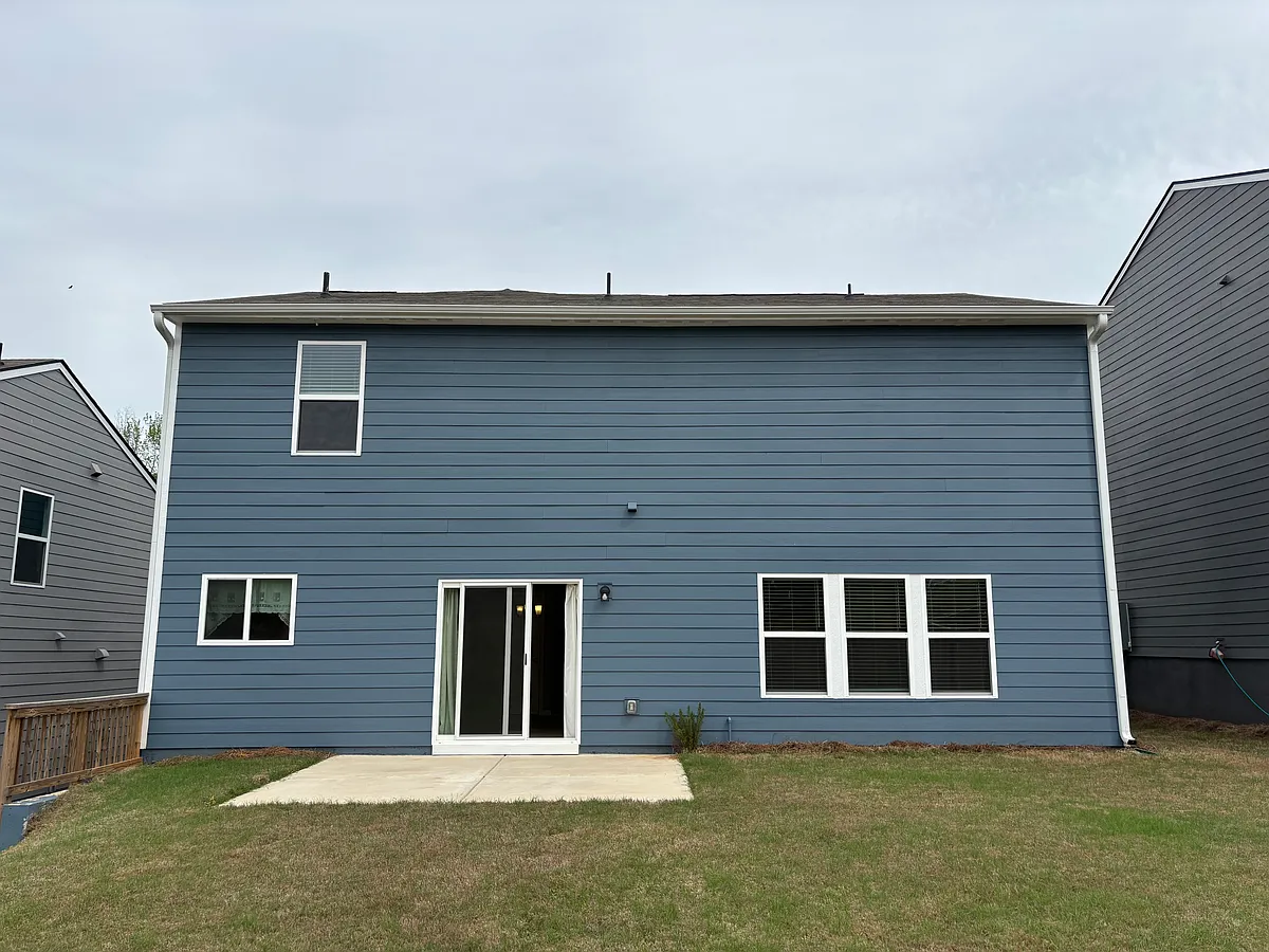 Building Photo - 344 Traminer Way