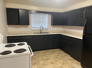 3801 S Willoughby Rd #2, Muncie, IN 47302