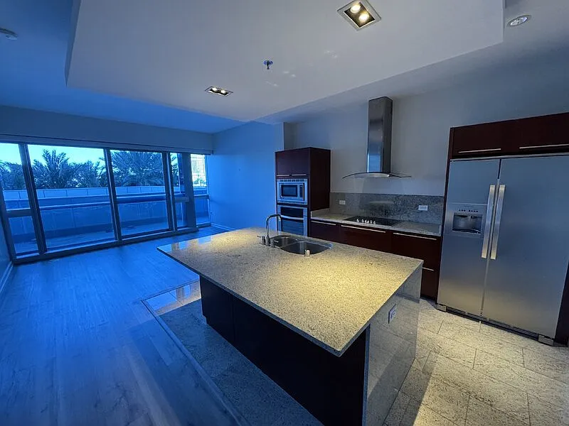 2 bed, 2.0 bath, 1111 sqft, $2,400 — Photo 1