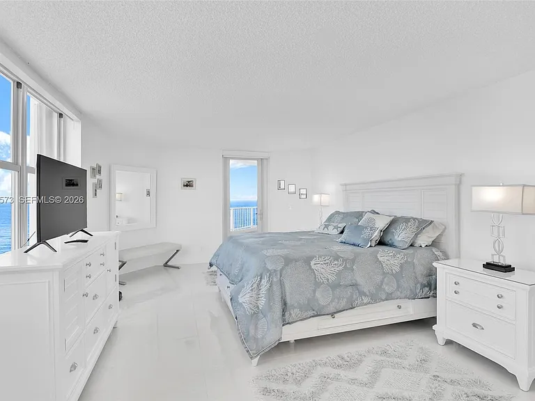 5200 N Ocean Dr #1105 — Photo 17