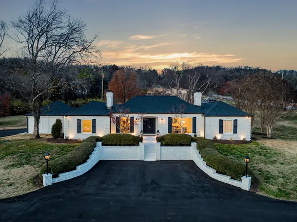 828 Old Hickory Blvd, Brentwood, TN 37027