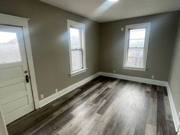 2350-2352 S 10th St #2350