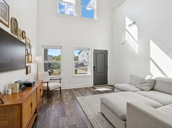 2213 Drone Way, Columbia, TN 38401