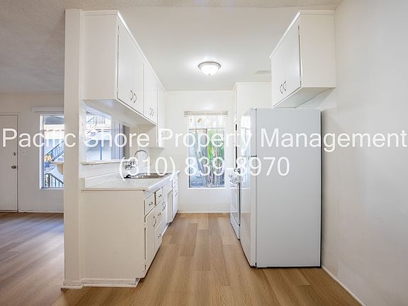 5th image of 4848 Saint Elmo Dr #1