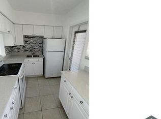 2800 NE 203rd St #A17, Miami, FL 33180