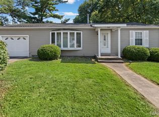 307 E Mosier St, Pleasant Hill, IL 62366