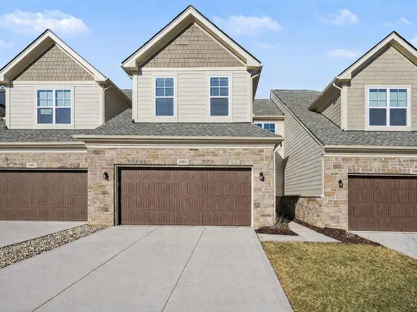 3084 N Spurway Dr, Ann Arbor, MI 48105