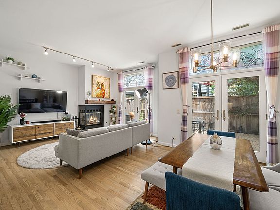 2nd image of 1881 N Maud Ave #1881