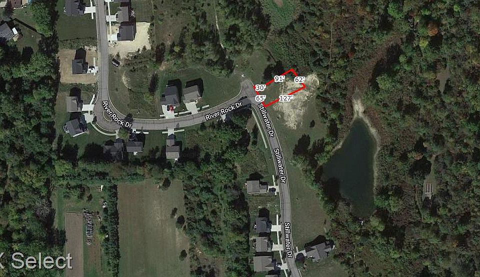 1st image of 33 Stillwater Dr