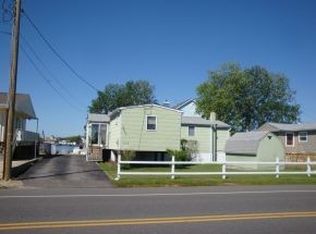 702 S Green St, Tuckerton, NJ 08087