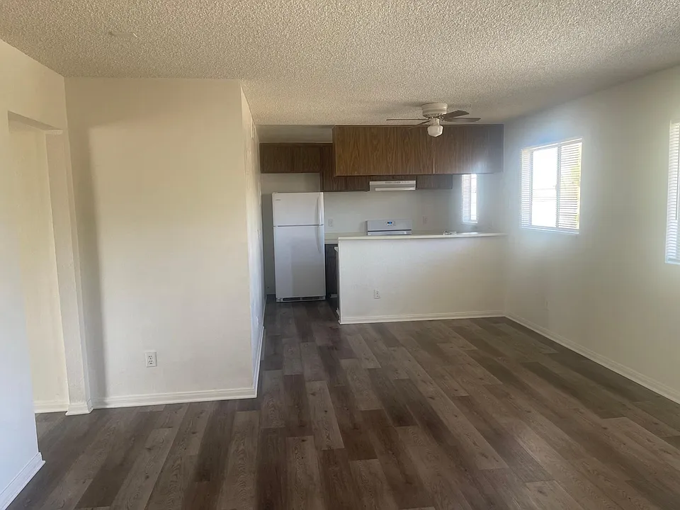 5041 W Avenue L14 #11