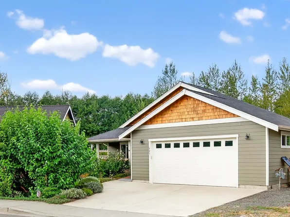 921 Whispering Meadows Court, Nooksack, WA 98276