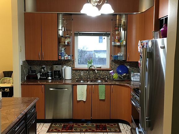 3rd image of 2374 E 66th St