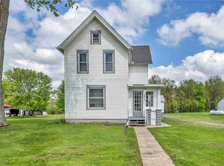 6873 Nichols Rd, Windham, OH 44288