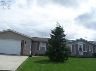2802 W Toledo St, Port Clinton, OH 43452