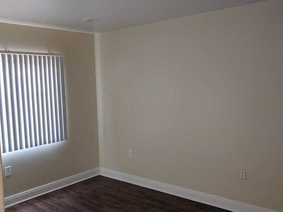 2nd image of 208 E 120th St APT 2