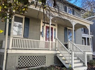 11 Halstead St, Clinton, NJ 08809