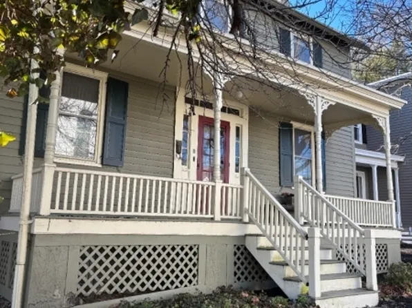 11 Halstead St, Clinton Town, NJ 08809