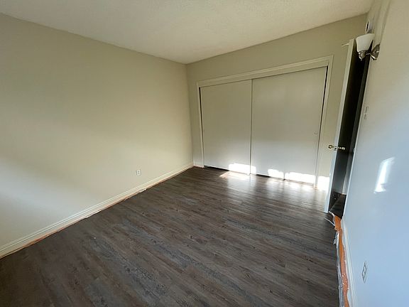 4th image of 1009 Fairview Ave #3