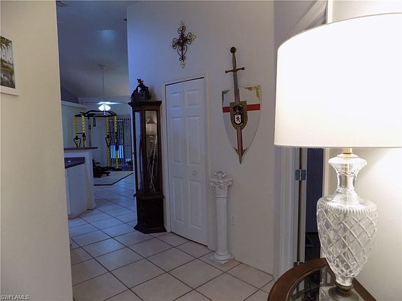 4th image of 1022 SE 11th St