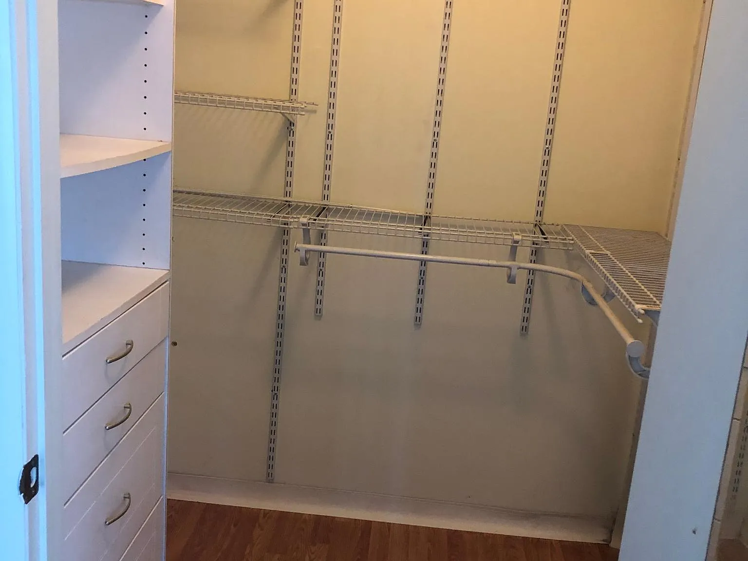 1 bed, 690 sqft, $1,800 — Photo 3