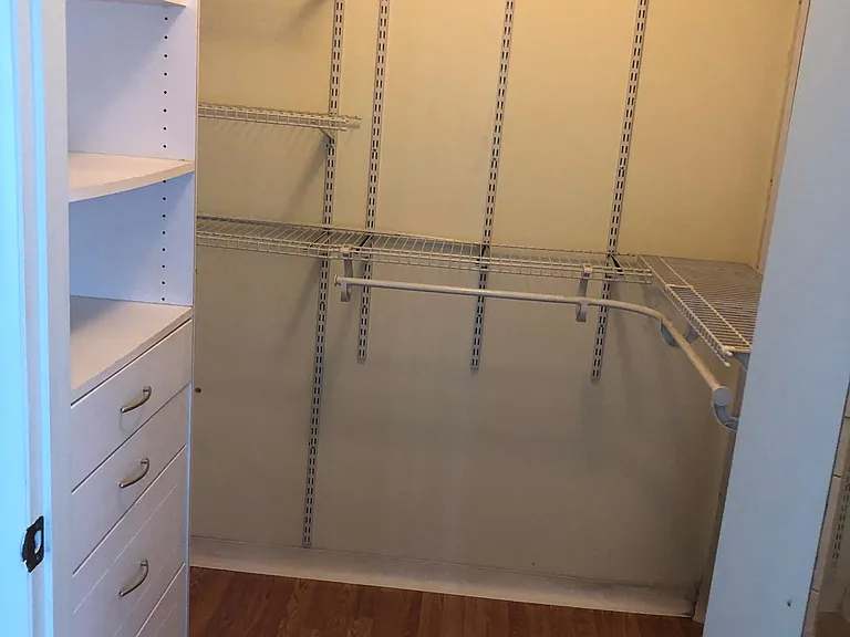 7115 Tamarron Dr #7115 — Photo 3