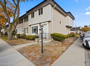 28308 Universal Dr, Warren, MI 48092