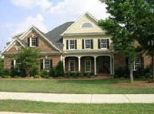 2535 Village Manor Way, Raleigh, NC 27614