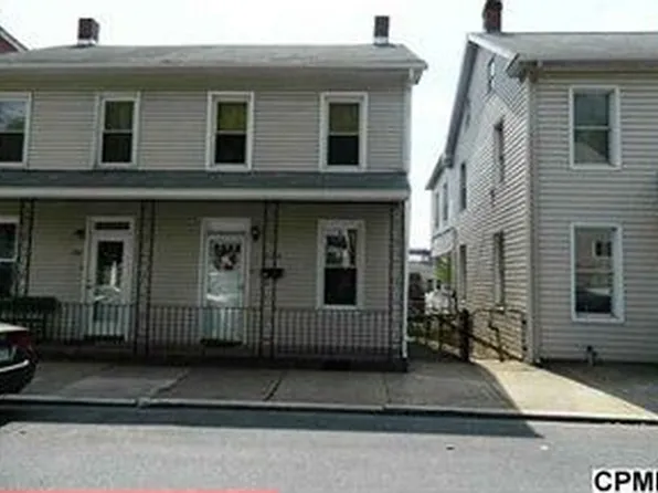 348 S 2nd St, Steelton, PA 17113