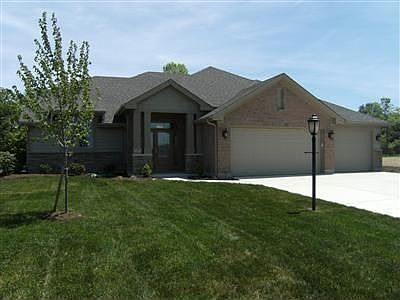 1st image of 9518 Paragon Mills Ln