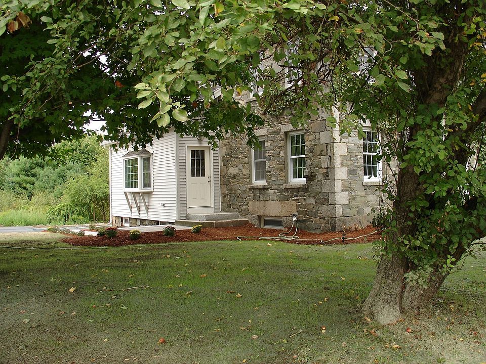 2nd image of 330 Colburn Ave