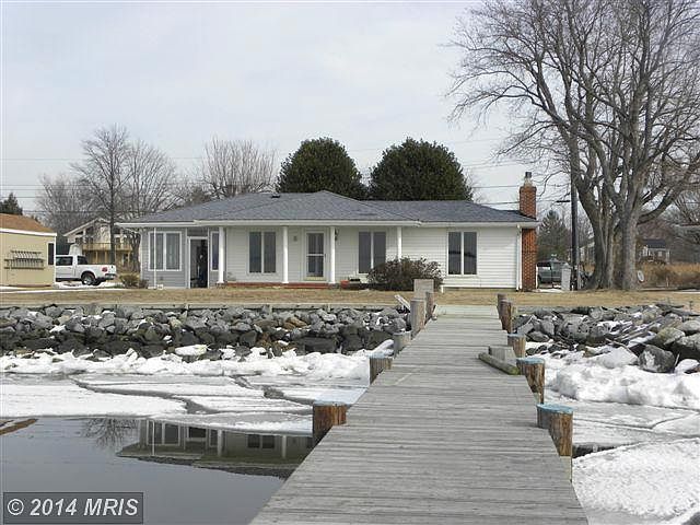 1st image of 720 Bay Dr