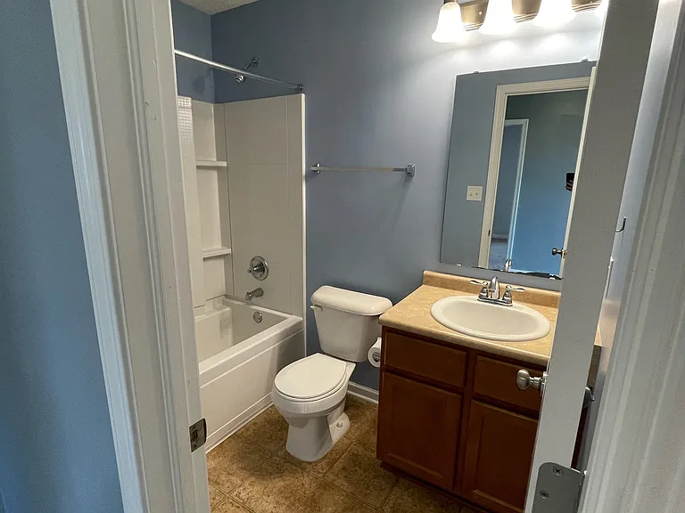 1697 Anthony Dr #0 — Photo 4