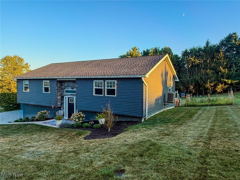 House on the Hill 3点セット 603 Hill St, Mount Joy, PA 17552 | Zillow