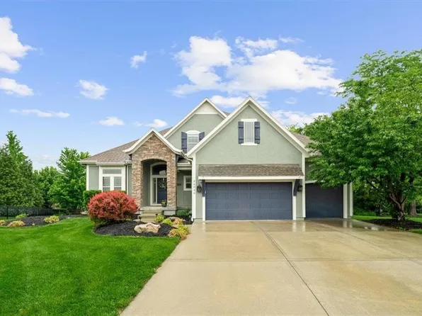 24044 W 121st Ter, Olathe, KS 66061