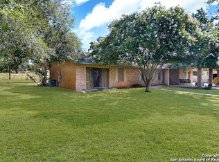 4706 County Road 307, La Vernia, TX 78121