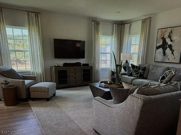 2 Drake Ct — Photo 5