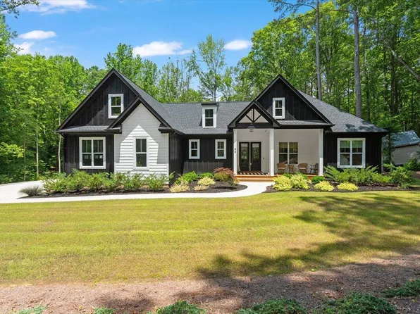 88 Priscilla Ln, Fuquay Varina, NC 27526