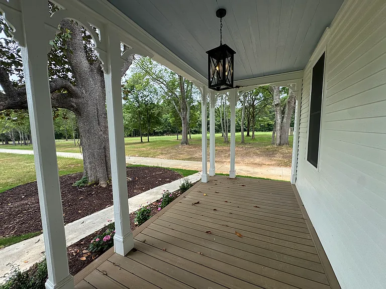 205 Railroad Rd — Photo 22