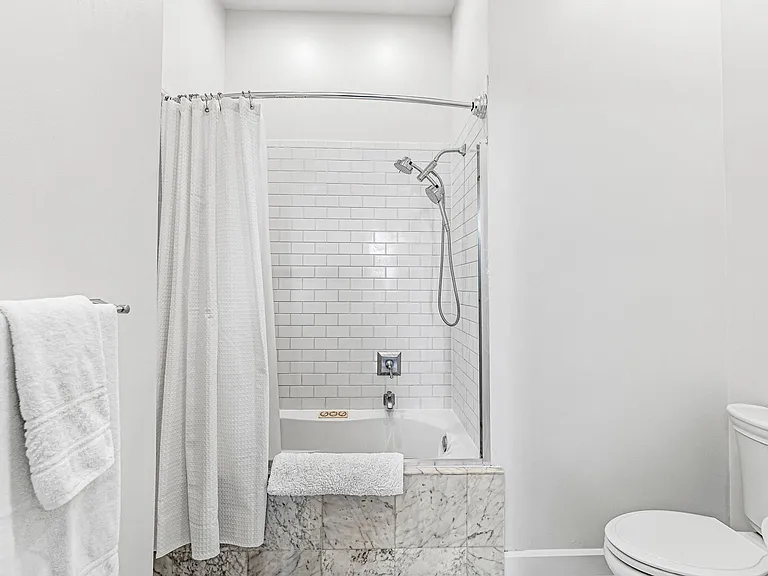 714 Buchanan St #4 — Photo 18