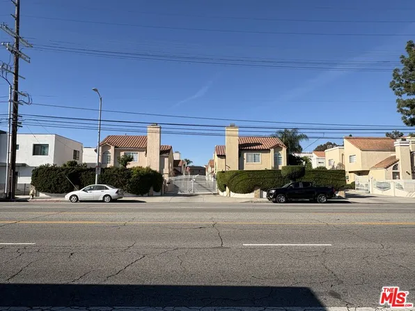 14411 Nordhoff St #9, Panorama City, CA 91402