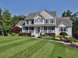 26 Post Rd, Hooksett, NH 03106