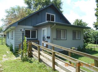710 W Carroll St, Paris, IL 61944