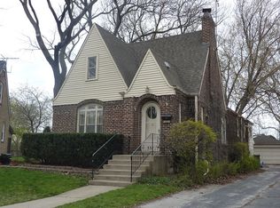 532 Orchard Ct, Des Plaines, IL 60016