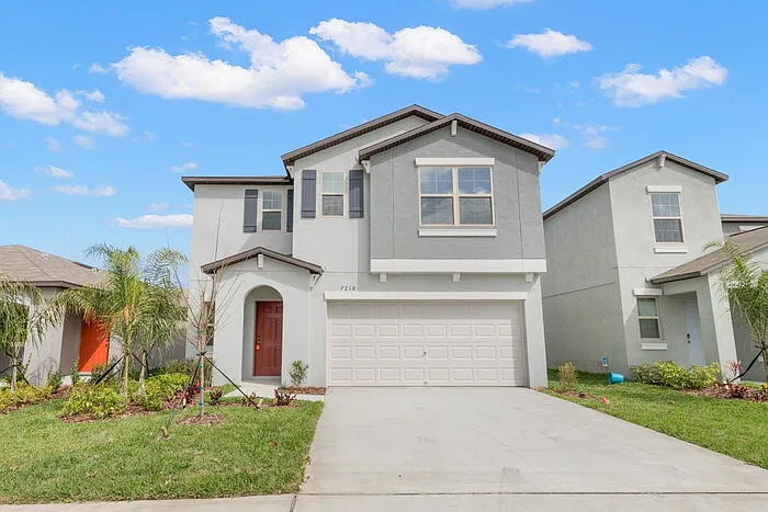 6 bed, 3.0 bath, 2580 sqft, $2,750 — Photo 2