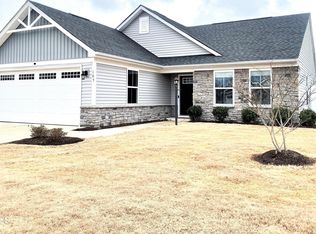 105 Crossing Ave, Moyock, NC 27958